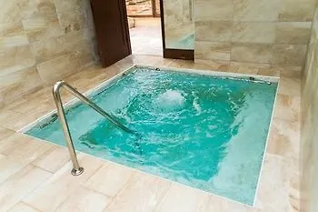 Natur-med Hot Springs And Health Hotel